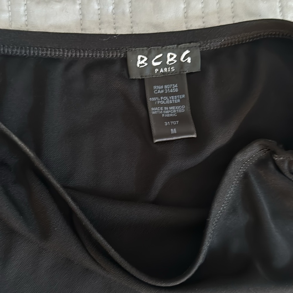 BCBG outfit skirt & top size medium in black - Picture 7 of 8